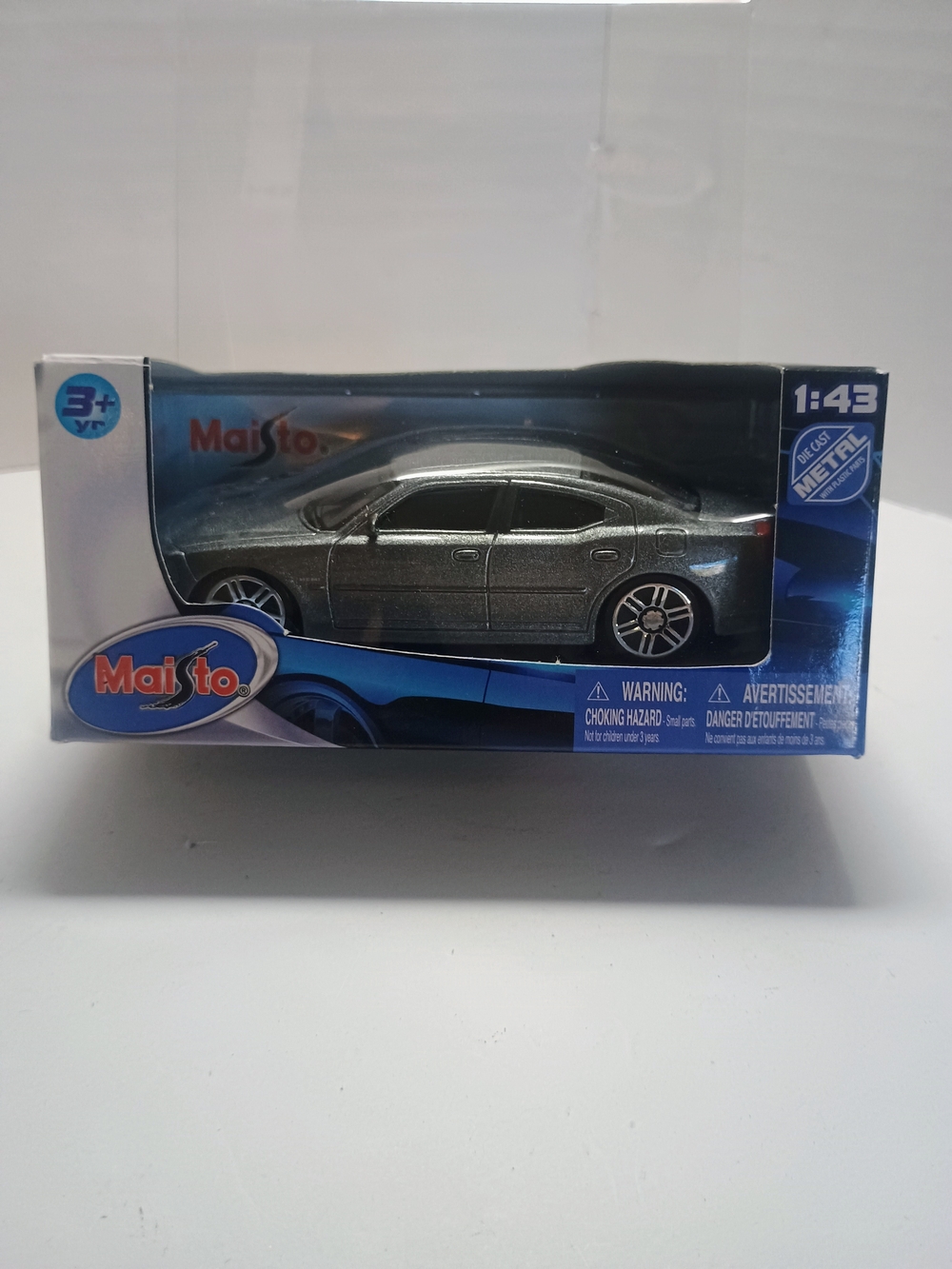 2006 Dodge Charger Metallic Grey 1:43 Maisto NIB